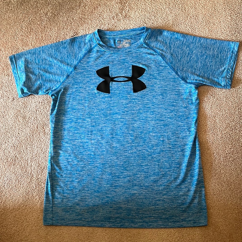 Under Armour Dri-Fit athletic shirt | Kids XL | Blue